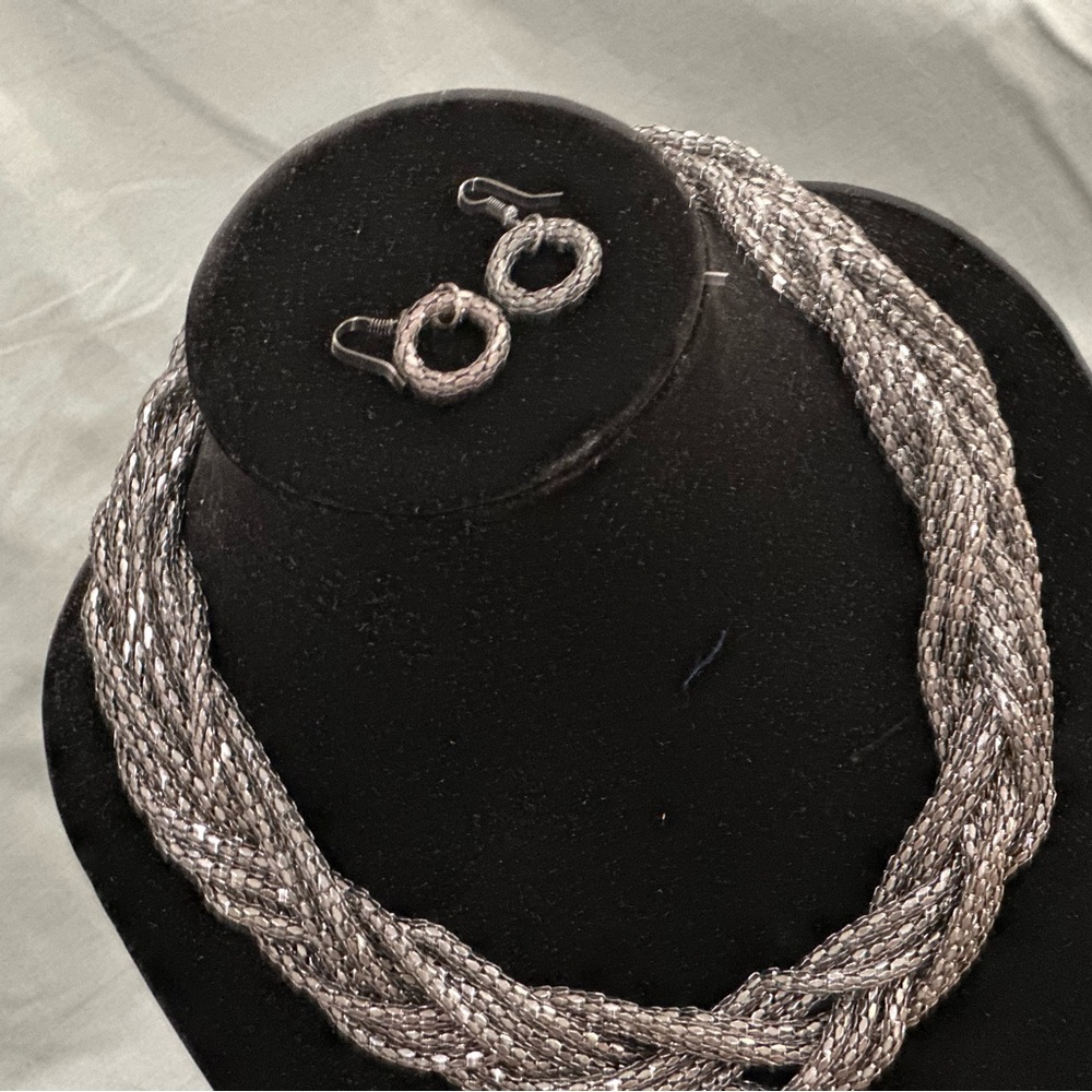 Dressy Jewlery